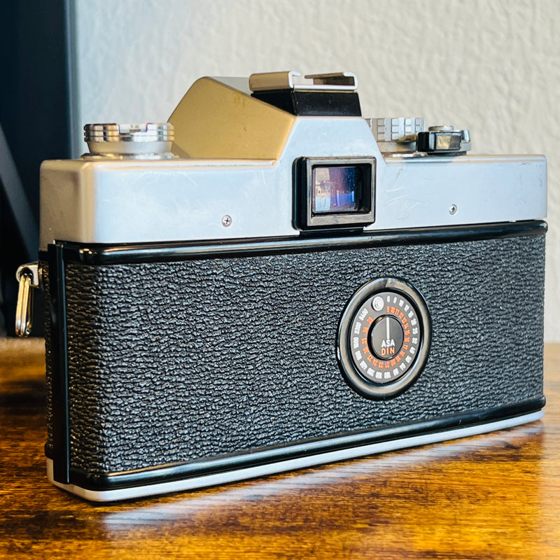 Minolta SRT101 + MC Rokkor 58mm-PF 1.4