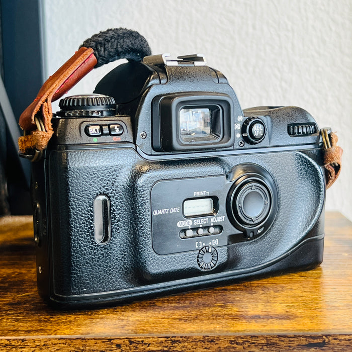 Nikon F80 + AF-S Nikkor 50mm 1.8 G