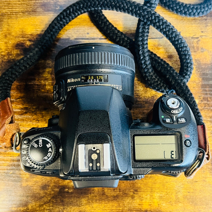 Nikon F80 + AF-S Nikkor 50mm 1.8 G
