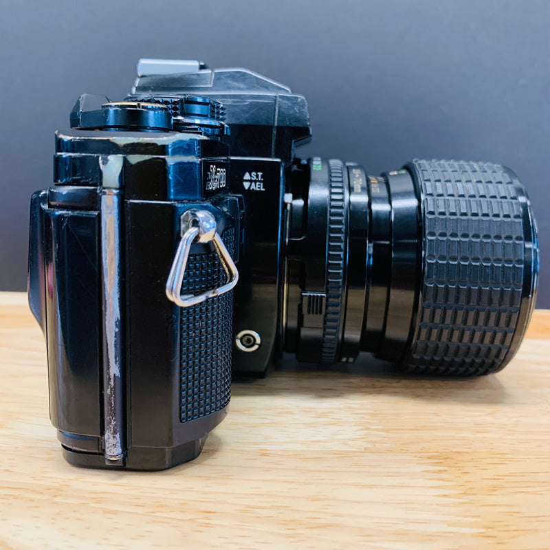 Minolta X-700 MPS Black SLR 35mm Film Camera with Sigma 35-70mm f2.8 MC Lens {52}