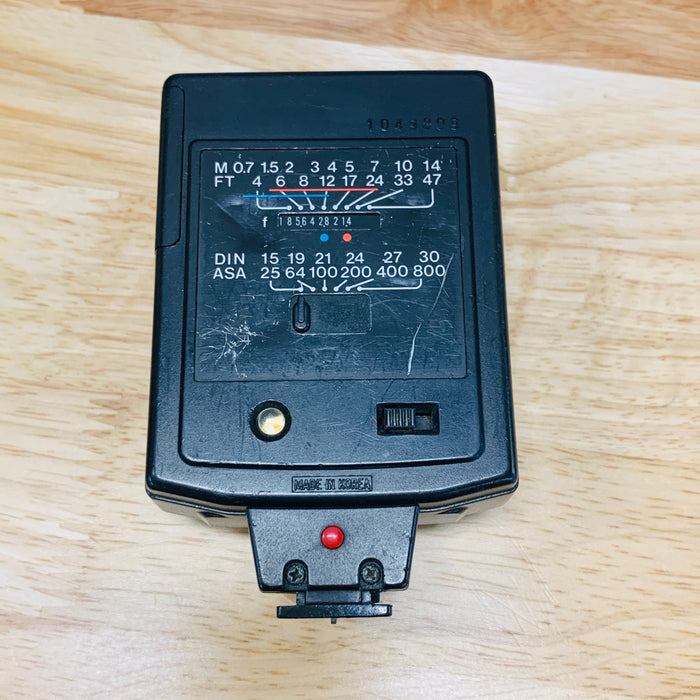 Vivitar Auto Thyristor 225 Flash