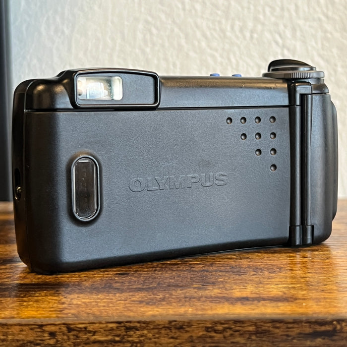Olympus Zoom 2000