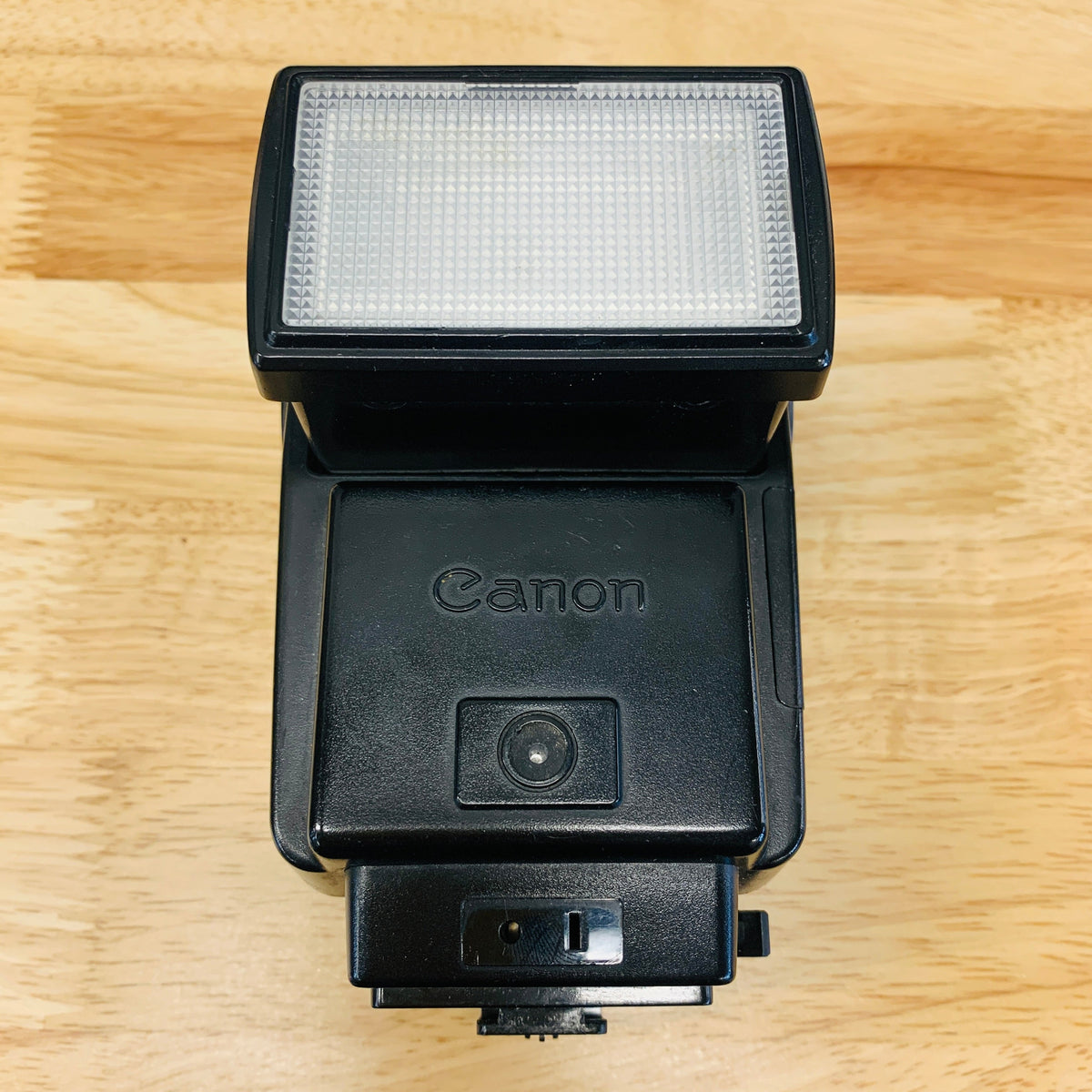 Vintage Canon A-1 with Speedlite 199A Flash, Photography, Cameras on Vintage Canon A-1 with Speedlite 199A Flash, Photography, Cameras on