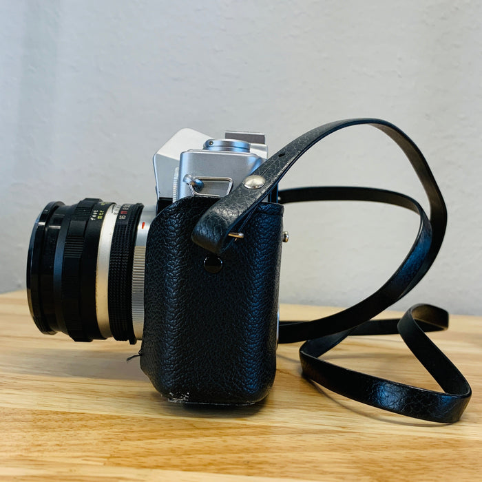 Petri FT 35mm SLR Camera