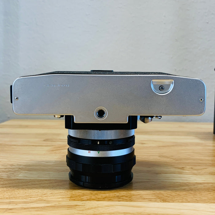 Petri FT 35mm SLR Camera