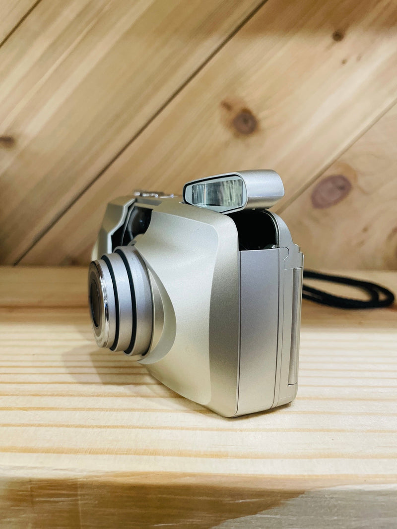 Olympus Stylus Epic Zoom 170 35mm Point and Shoot