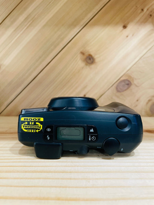 Pentax IQZoom 115-s 35mm point and shoot film camera