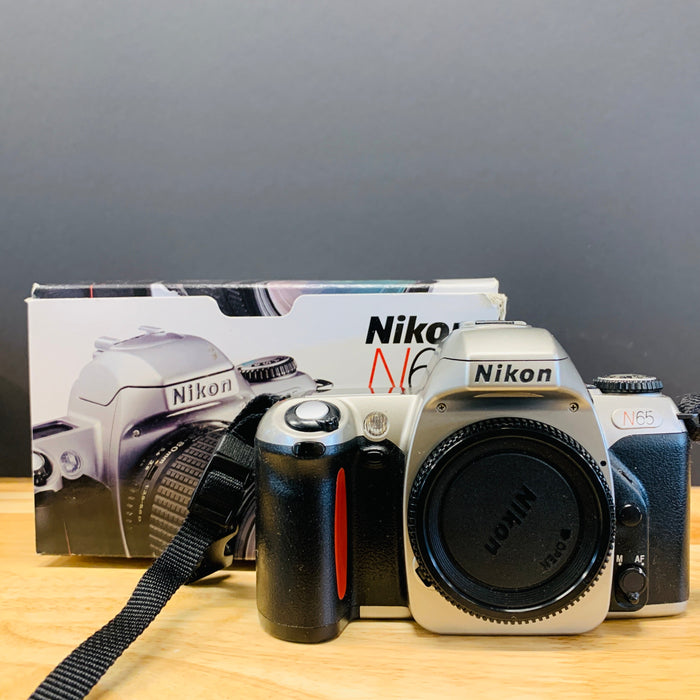 Nikon N65 Silver 35mm Camera Body