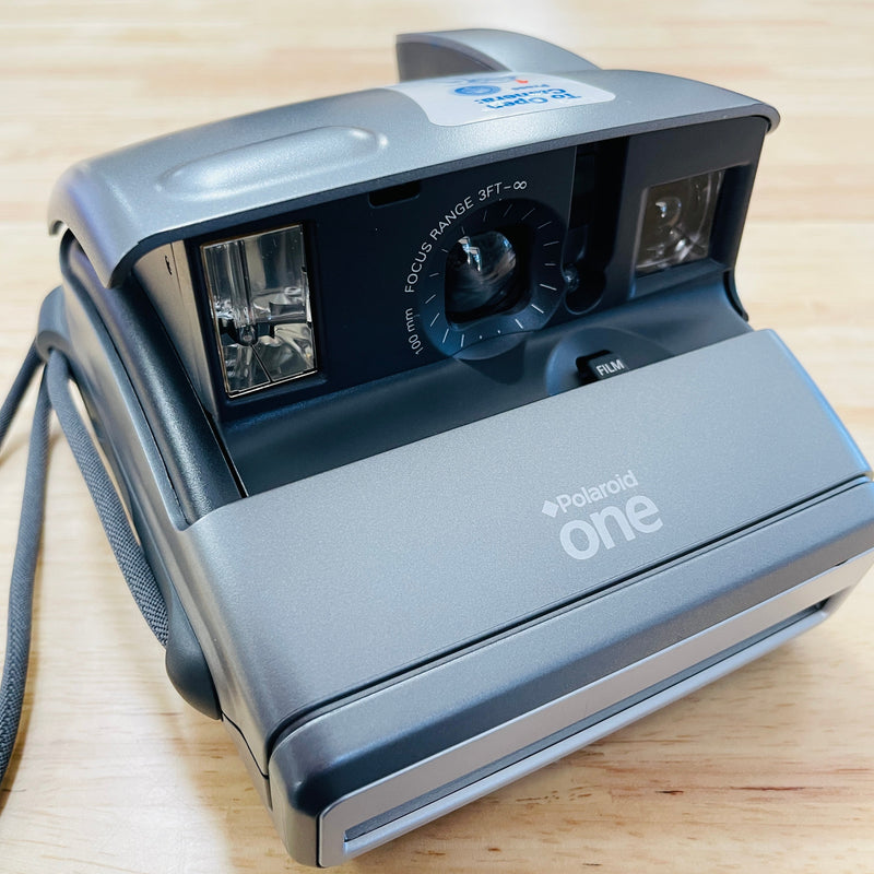 Polaroid One 600 Instant film camera with built in flash