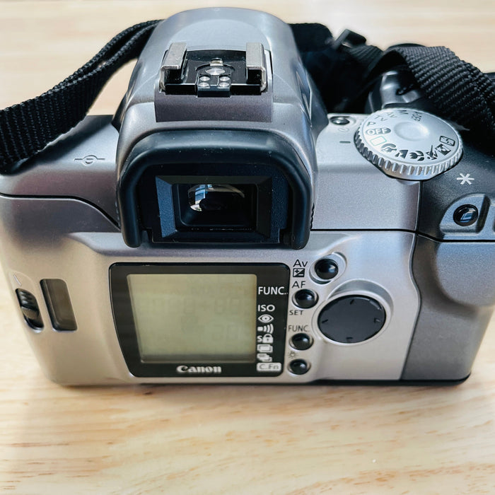 Canon Rebel T2 Camera w/ EF 28-90mm f/4-5.6 S#21000145