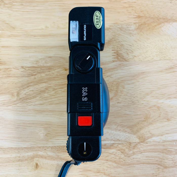 Olympus XA2 35mm Camera, Black with A11 Flash