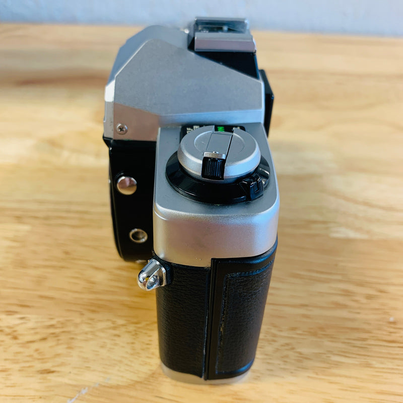 Minolta XG-1 35mm Camera Body, Chrome
