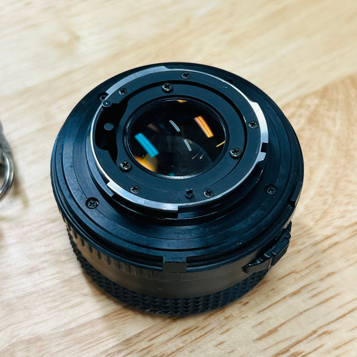 Minolta XG-A + MD 50mm 1.7