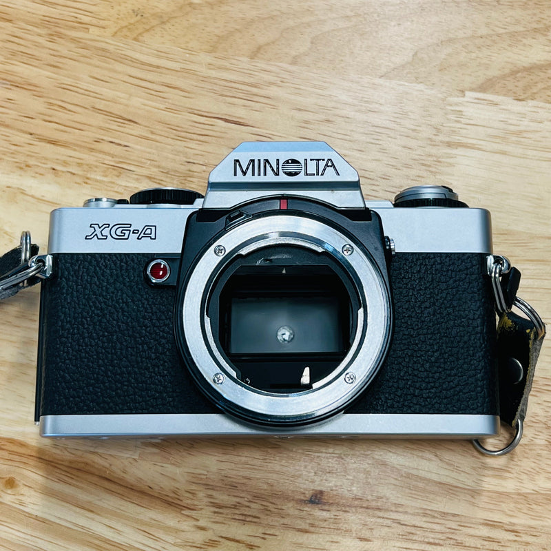 Minolta XG-A + MD 50mm 1.7