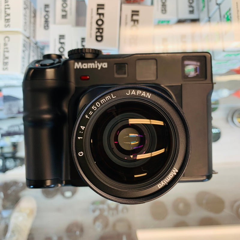 Mamiya 6 with Mamiya 50mm F/4 G L Lens {58} 307492