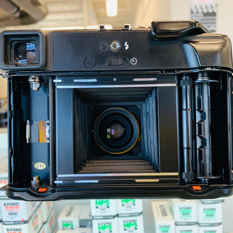 Mamiya 6 with Mamiya 50mm F/4 G L Lens {58} 307492