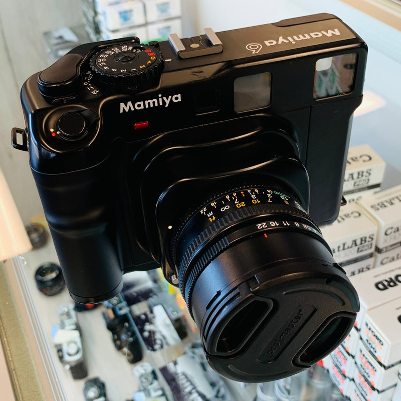 Mamiya 6 with Mamiya 50mm F/4 G L Lens {58} 307492
