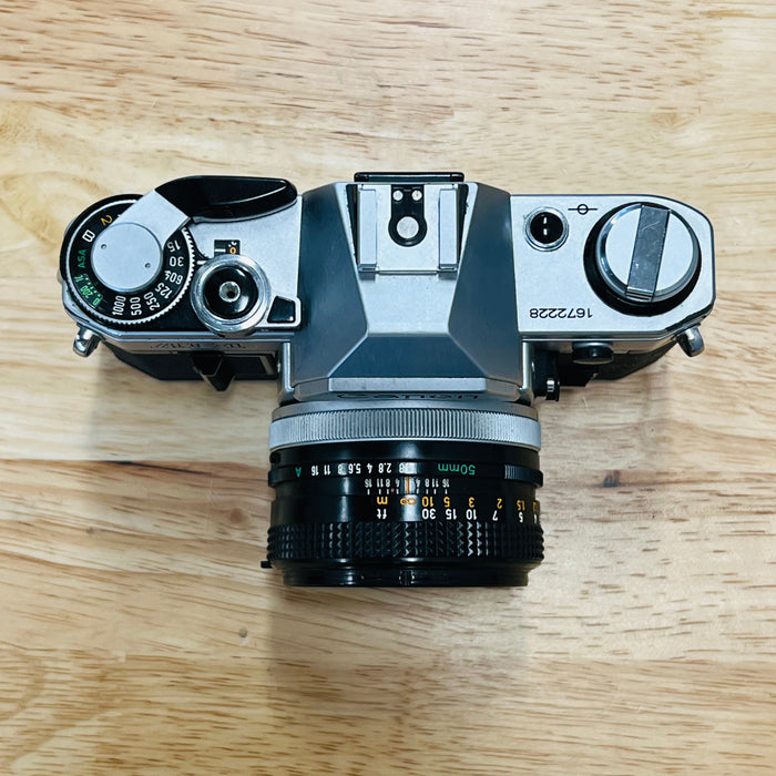 Canon AE-1 + 50mm 1.8