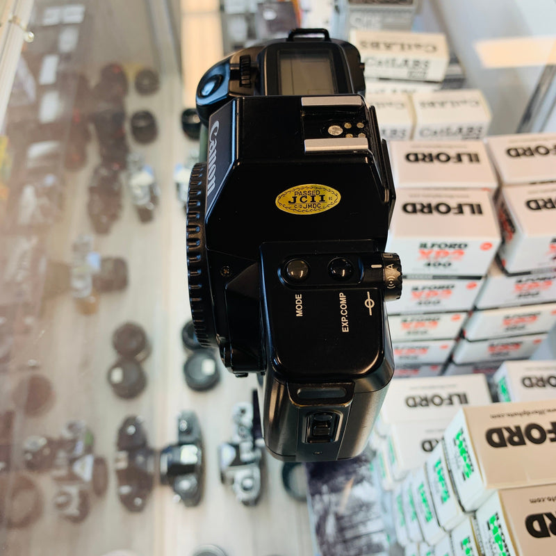 Canon EOS 650 35mm w/ 35-80mm Lens