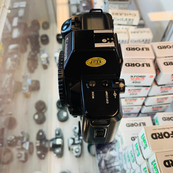 Canon EOS 650 35mm w/ 35-80mm Lens