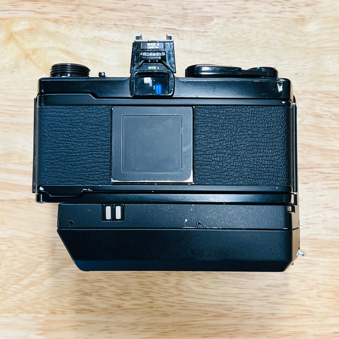 Olympus OM-1N + Zuiko 50mm 1.8 + OM Winder 2