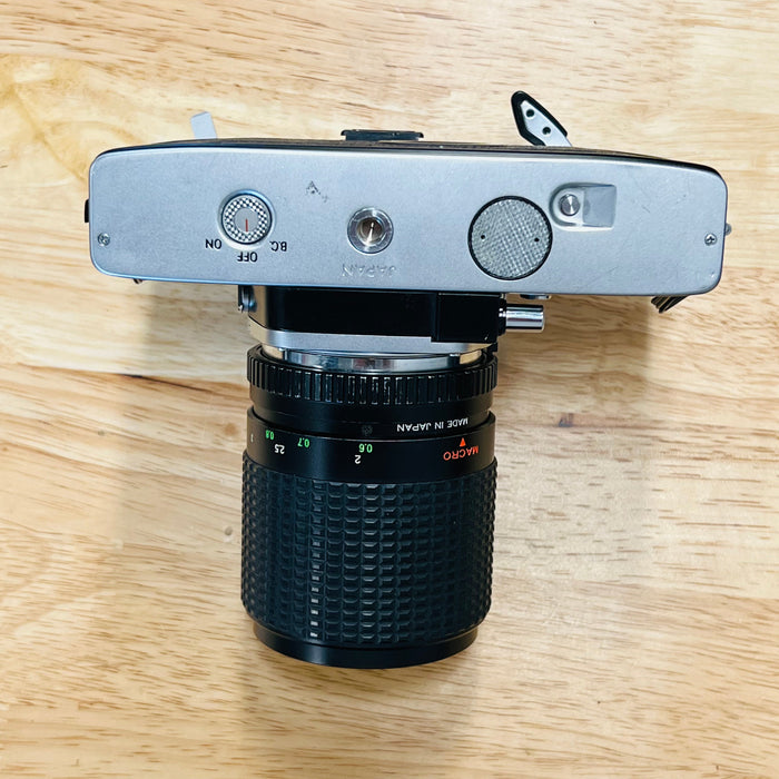 Minolta SRT102 + Five Star MC 35-75mm 3.5-4.8