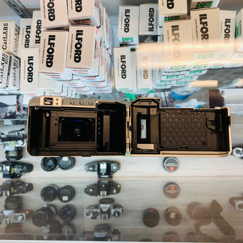 Minolta Capios 150 S 35mm Point and Shoot Film Camera