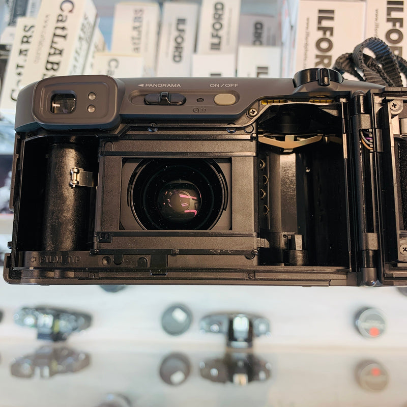 Minolta Freedom Zoom 140 EX Panorama Date 35mm Film Point and Shoot