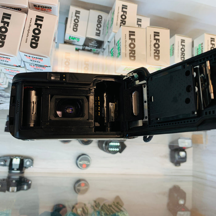 Olympus Infinity Stylus Zoom DLX 35mm Point and Shoot Film Camera