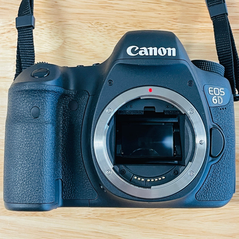 USED Canon EOS 6D DSLR Camera Body {20.2MP}