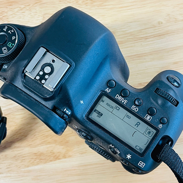 USED Canon EOS 6D DSLR Camera Body {20.2MP}