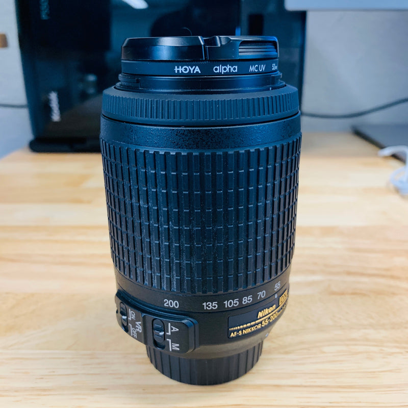 Nikon AF-S DX Nikkor Telephoto Zoom 55-200mm f/4.0-5.6G VR Lens