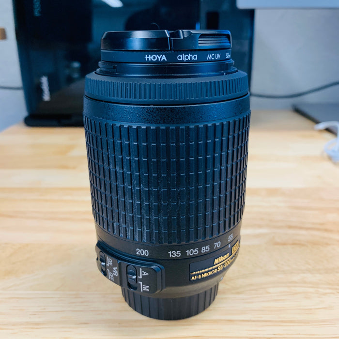 Nikon AF-S DX Nikkor Telephoto Zoom 55-200mm f/4.0-5.6G VR Lens