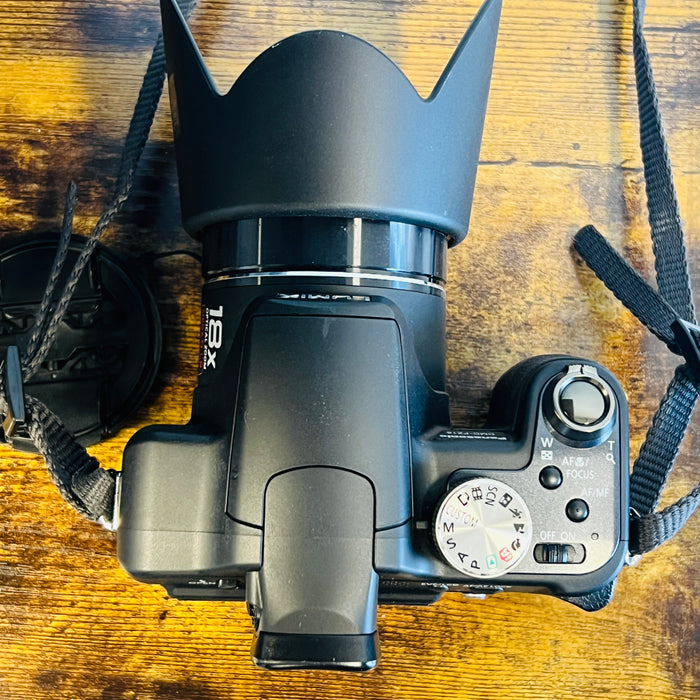 Panasonic DMC-FZ18