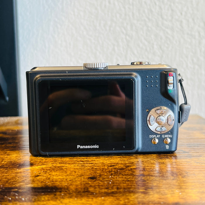 Panasonic DMC-TZ4