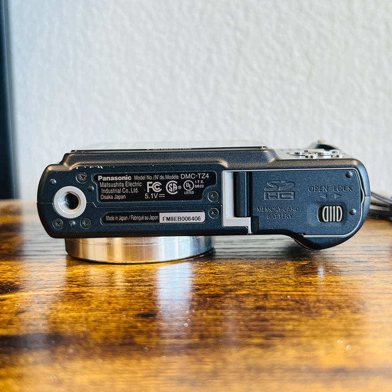 Panasonic DMC-TZ4