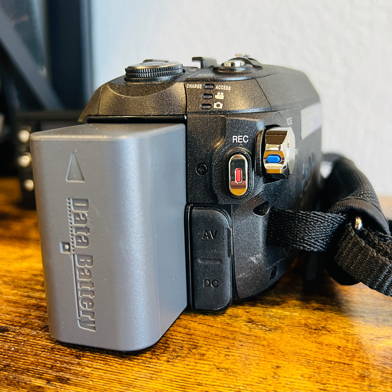 JVC GZ-MG555U