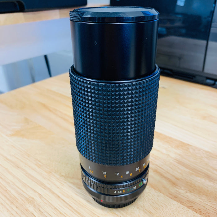 Sears Model Auto Zoom Multicoated f4.0 80-200mm {55}