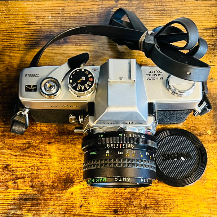 Minolta SRT101 with Auto Makinon 28mm 2.8