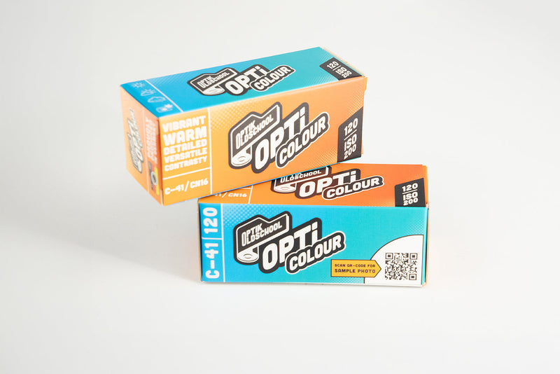 OPTICOLOUR 200 ISO – Color Negative Film 120 | Optik Old School