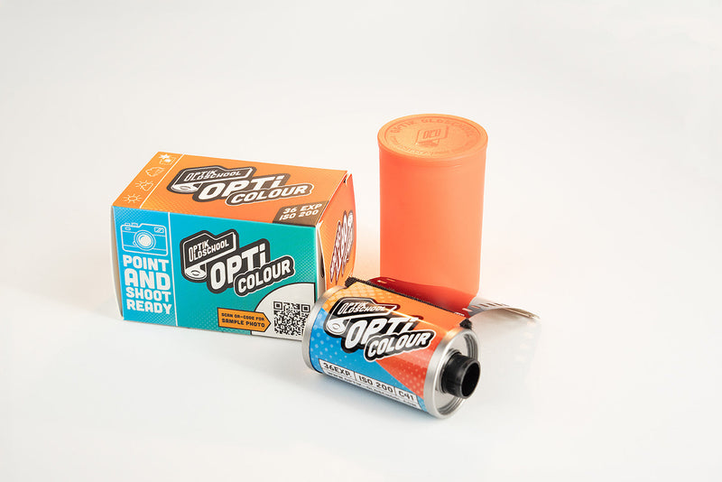 OPTICOLOUR 200 ISO – Color Negative Film 35mm | Optik Old School