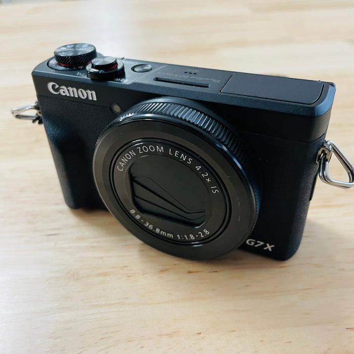 Canon G7X Mark III