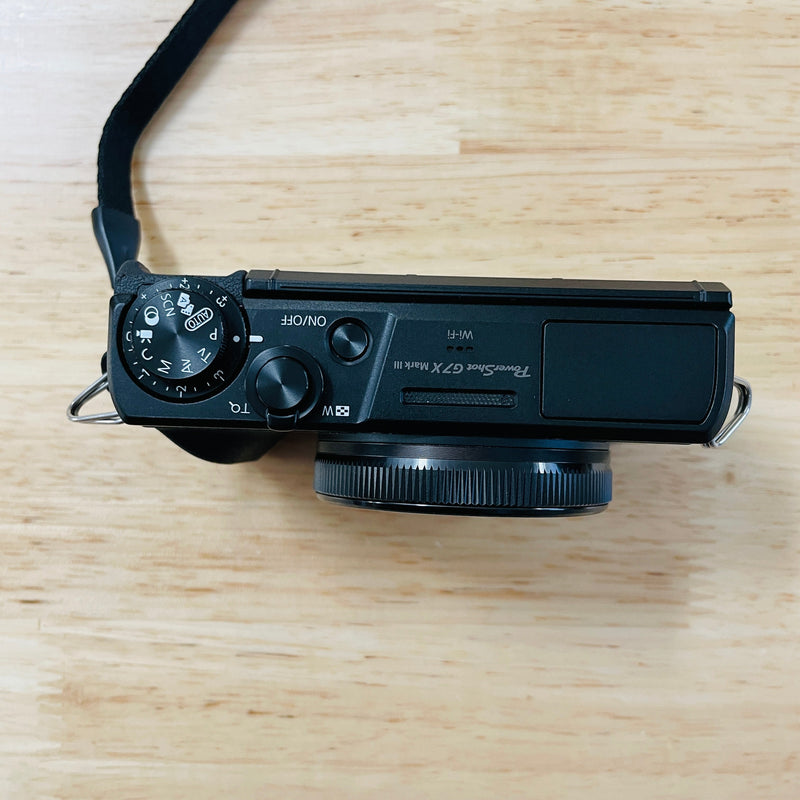 Canon G7X Mark III