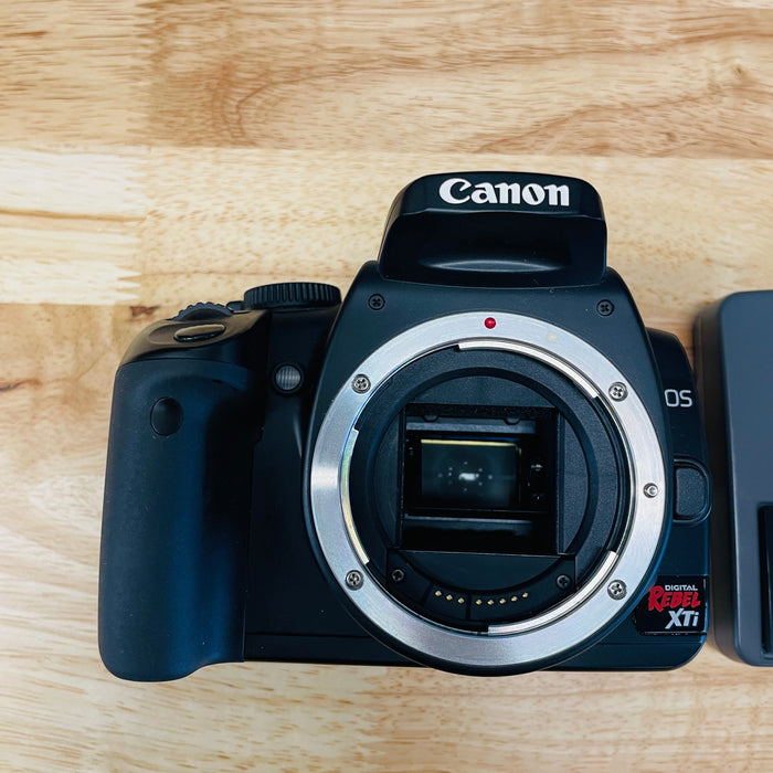 USED Canon EOS Rebel XTI DSLR Camera Body, Black {10.1MP}