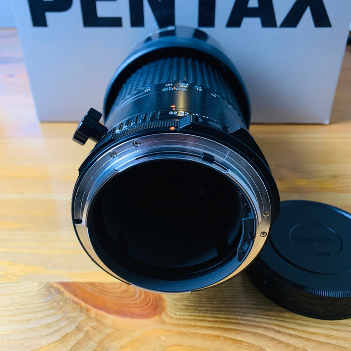 Pentax 300mm f/4 ED IF Green Star 800 - Hood and Soft Case - 8612833