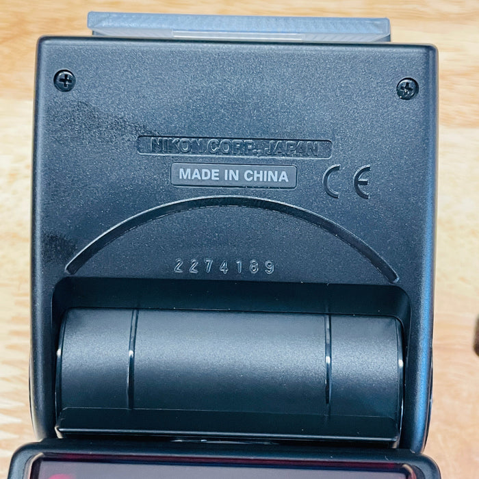 USED Nikon SB-600 Speedlight Flash {Bounce, Zoom}