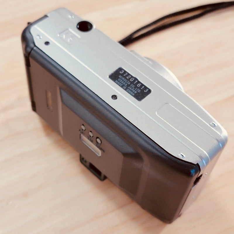 Minolta Freedom Zoom 90 Date