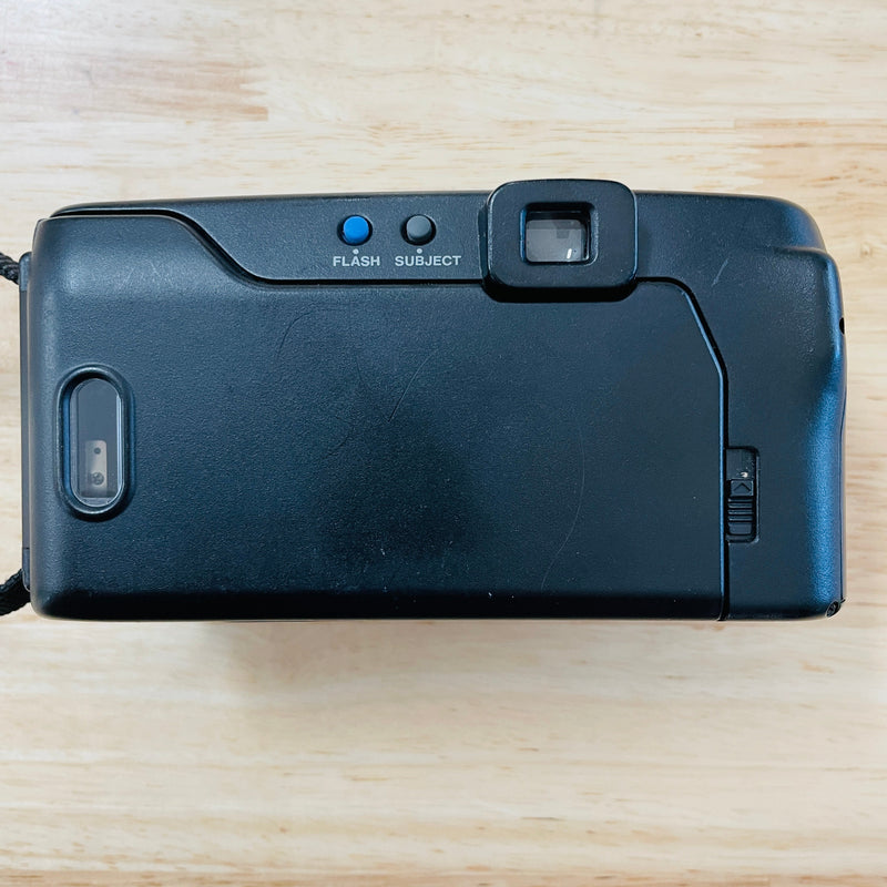 Olympus infinity zoom 230 AF Point and shoot camera