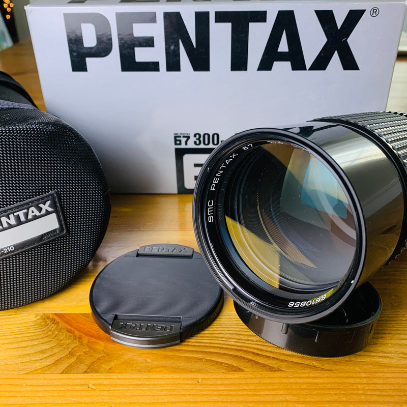Mint Pentax 67 - 300mm f/4  - Soft Case, Boxed, Built in Hood - 8610856