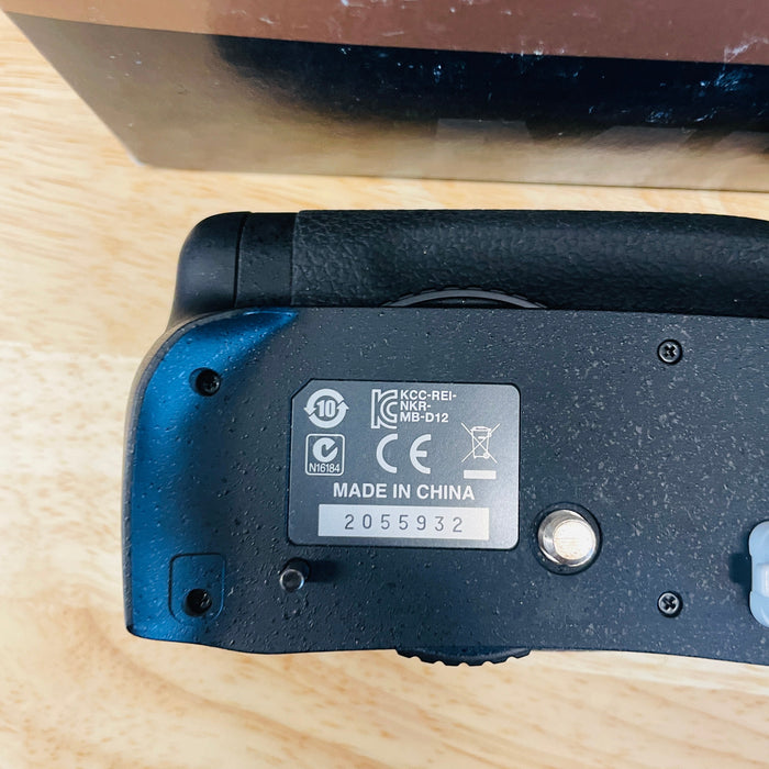 Open Box OEM Nikon MB-D12 Battery Grip for D800/D800E/D810/D810A